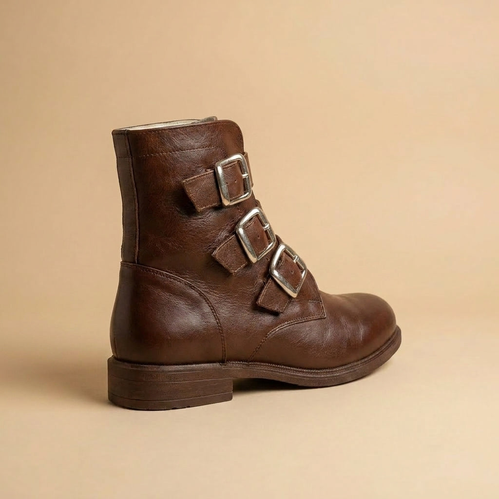 Steve Madden Clipper boots