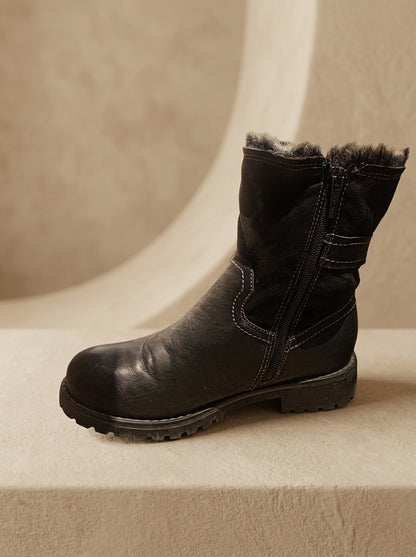 Hunter Canna mid boots in black
