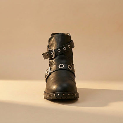 Modress black ankle boots