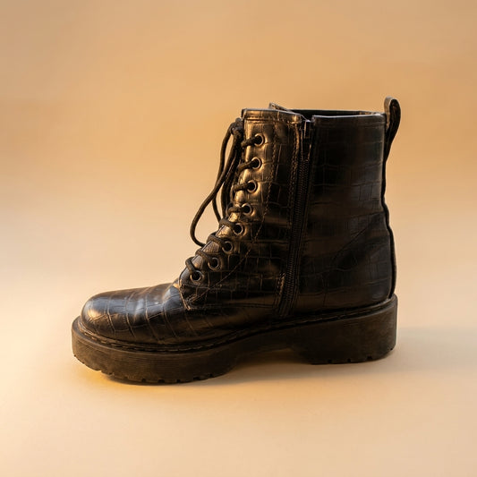 West combat boots