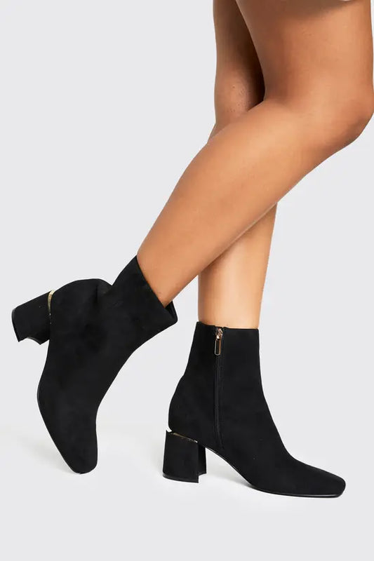 DKNY womens Kylah Heeled Bootie With Side ZippersFashion Boot